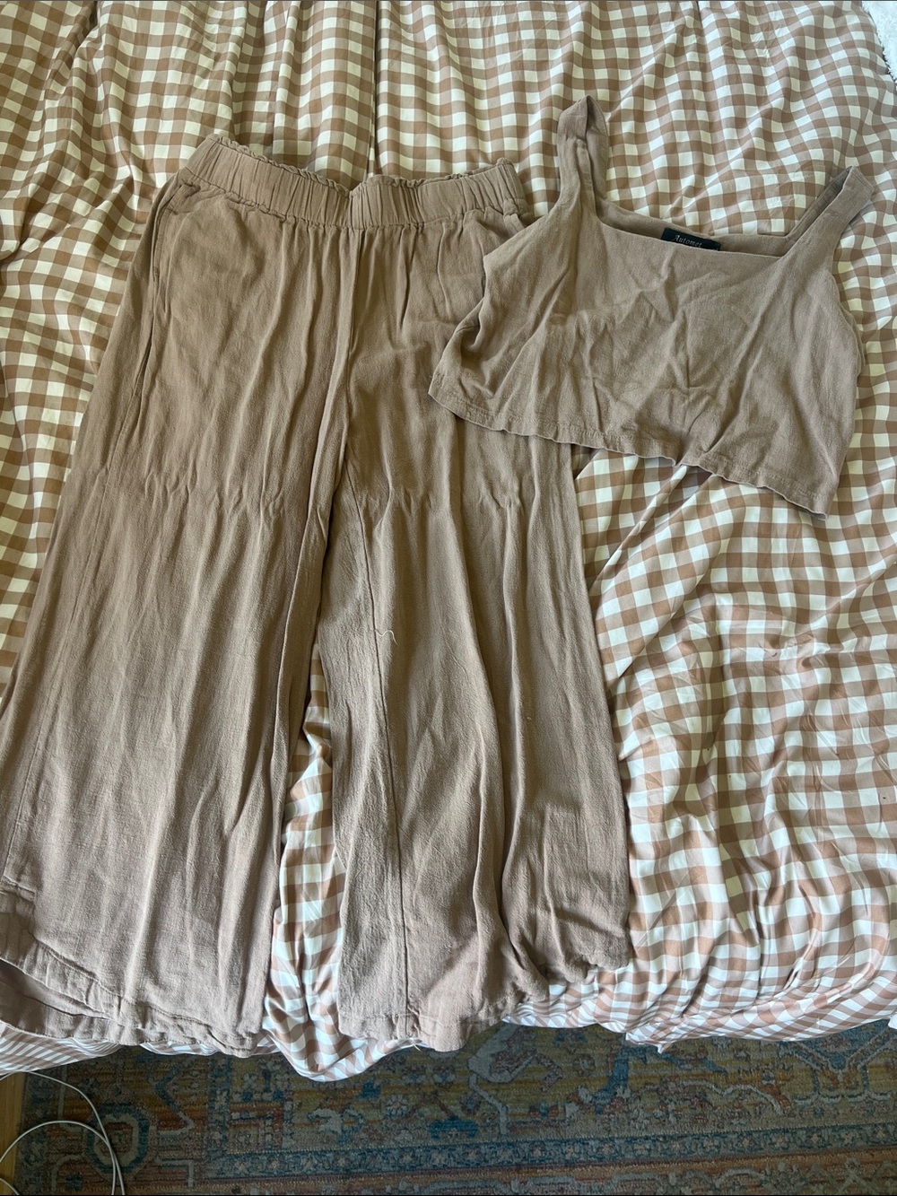 Wide Leg Pants and Crop Set in Taupe